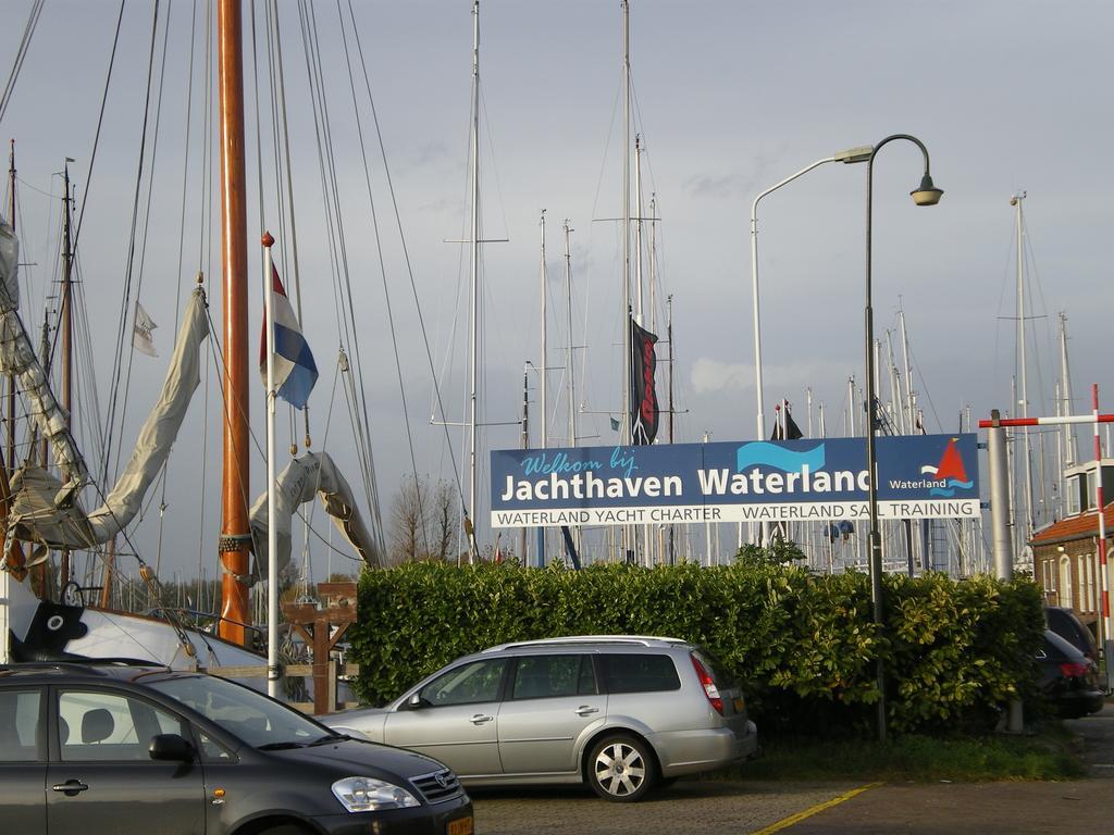 莫尼肯达姆Slapen Op De Haven公寓 外观 照片